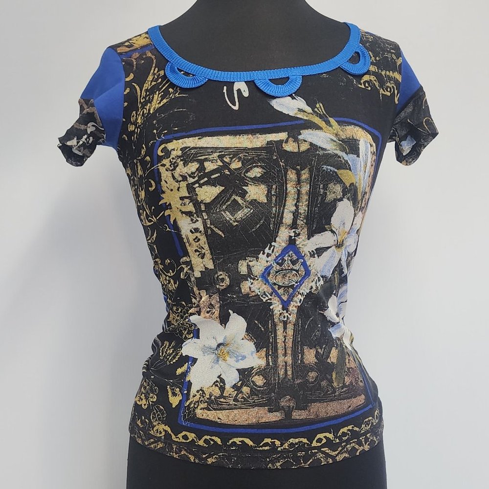 save the queen blouse  [size M][NewWithTags]